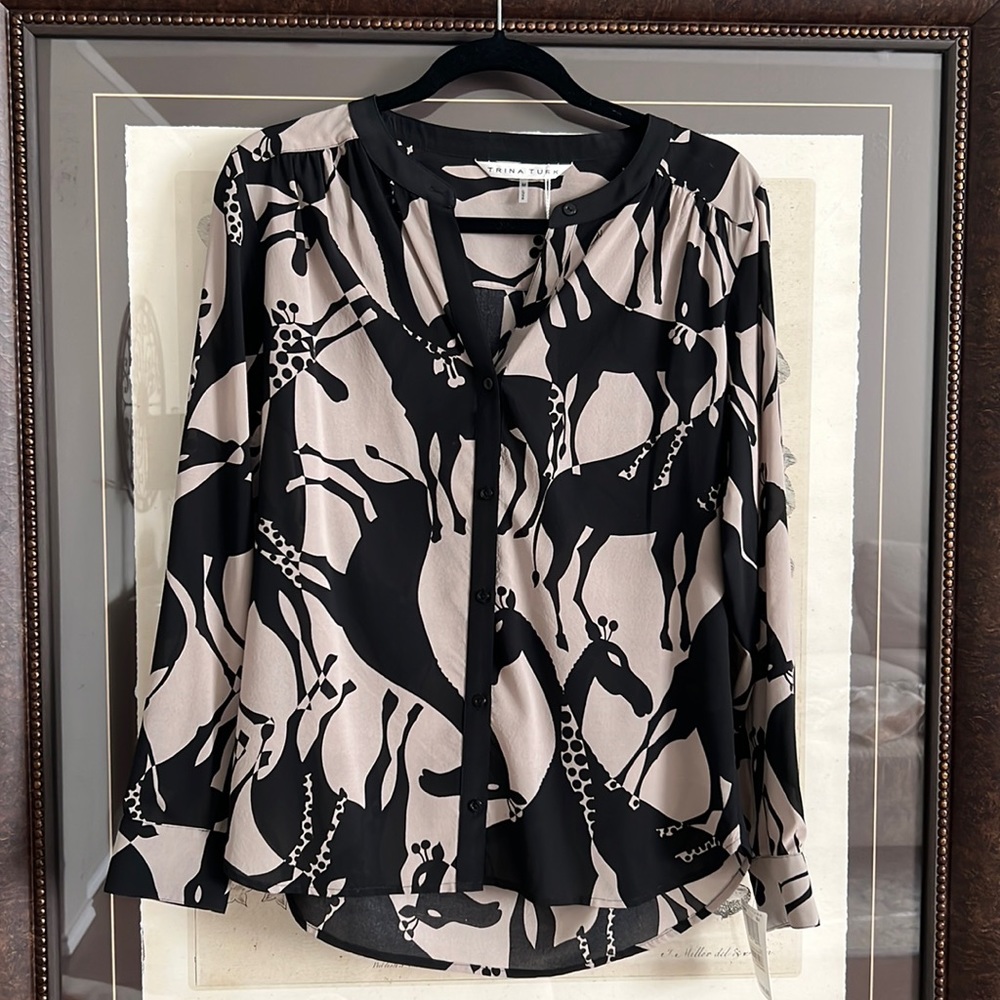 Gorgeous Trina Turk Silk Blouse, Medium, Retails $268. NWT